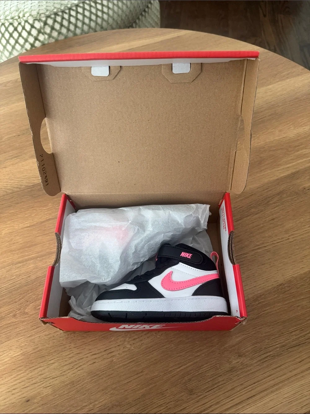 Nike Toddler High-Top Sneaker in Black, White & Pink